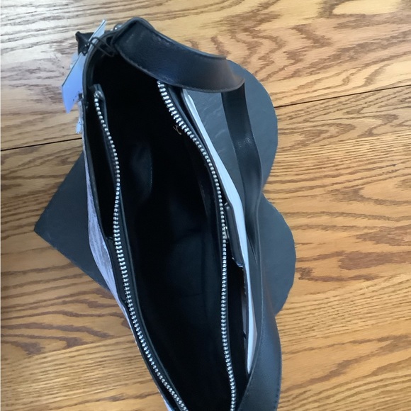 Cruise! Joanel Butterfly Hobo Bag White Black NWT - Picture 7 of 11